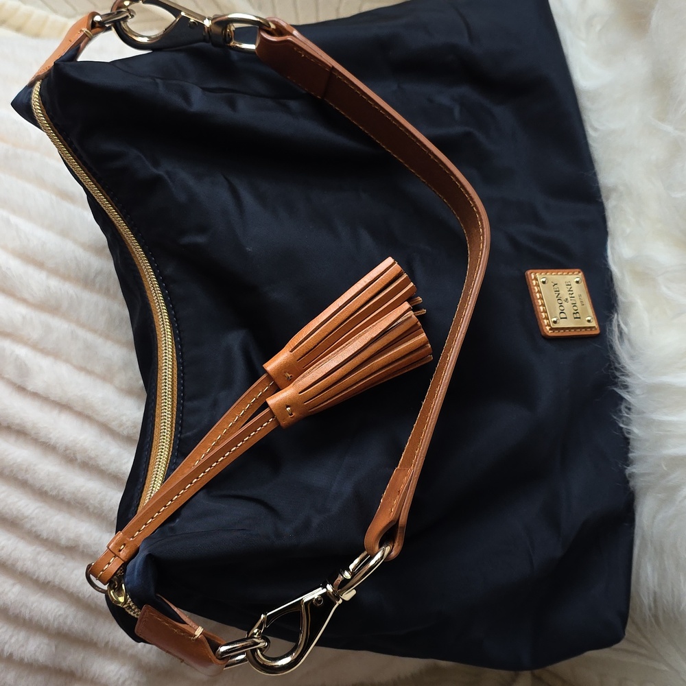 NWOT Dooney & Bourke Black and Brown Shoulder Bag